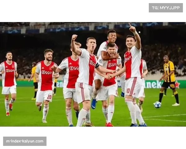 赫拉克勒斯队长0比4落后费耶诺德时曾想动手踢人最后决定冷静应对